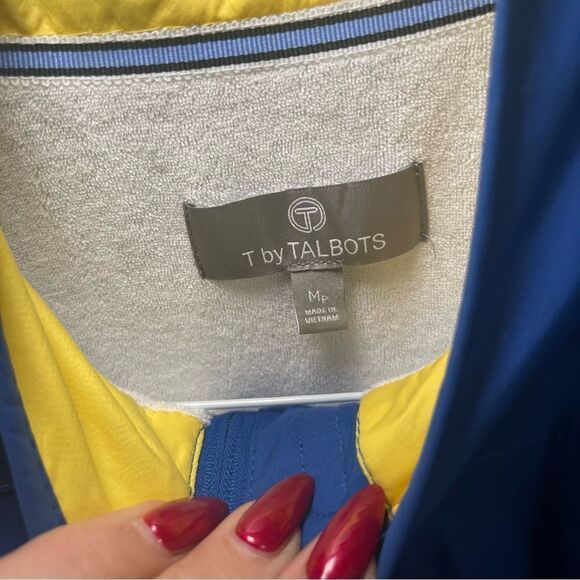 T by Talbots Blue Vest - Picture 2 of 6